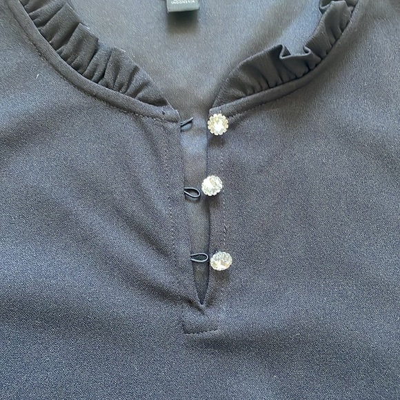 EUC Ann Taylor blouse - Picture 2 of 3